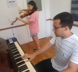Aula de música - Conservatório Brasileiro de Música - Unidade Tijuca